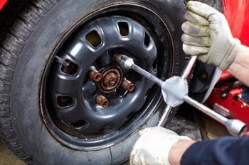 checkpoint changing tire